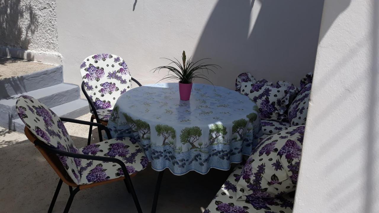 Mini Apartment Petra - Rooms Purple & Green With Kitchen And Garden ドゥブロブニク エクステリア 写真